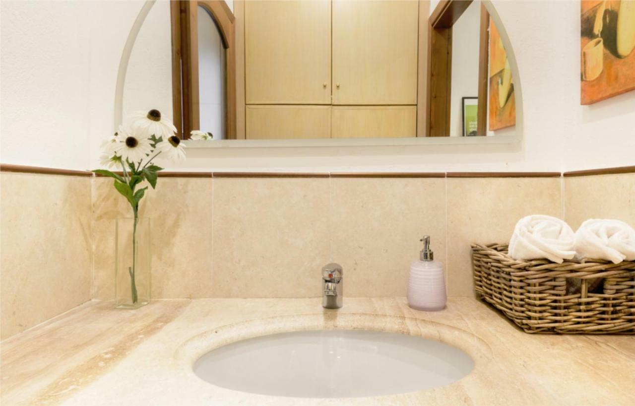The Heart Of Cagliari, Cozy 2 Bedroom Apartment Экстерьер фото